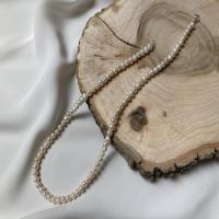 گردنبند مروارید ساده باروک کوچک 4 میلیمتر