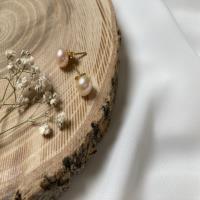 گوشواره میخی مرواریدی طلا گلبهی