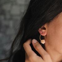 گوشواره نقره گرد با توپک مروارید